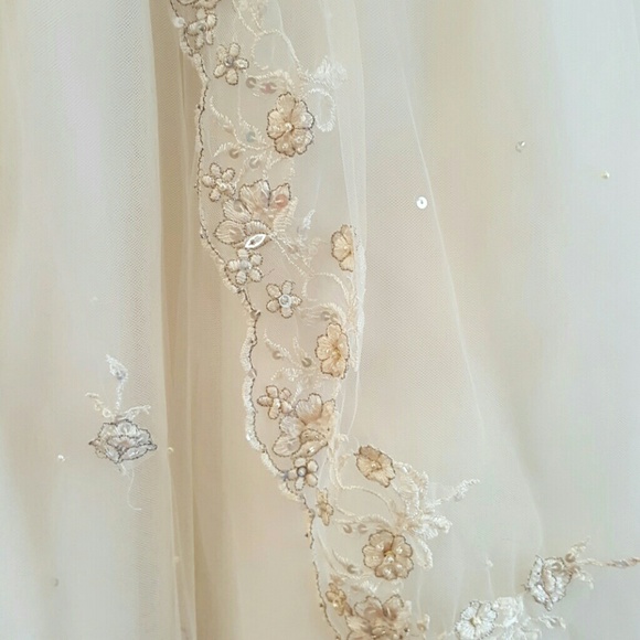 Formal Gown - Picture 4 of 4